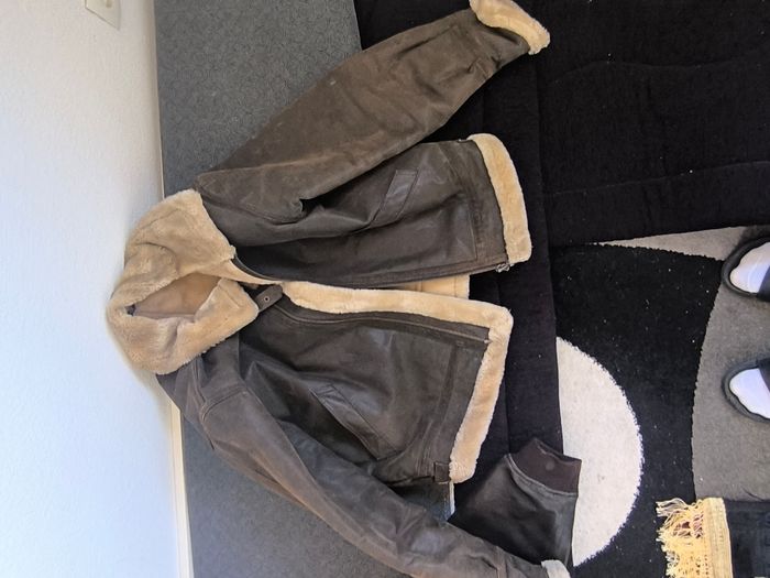 Blouson bombardier très beau