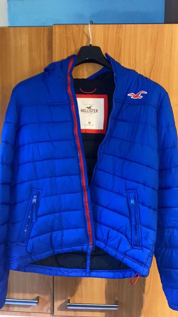 Doudoune Hollister bleue M