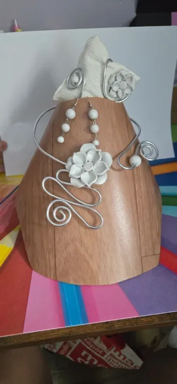 Parure Fimo et metal fleur nacre neuf