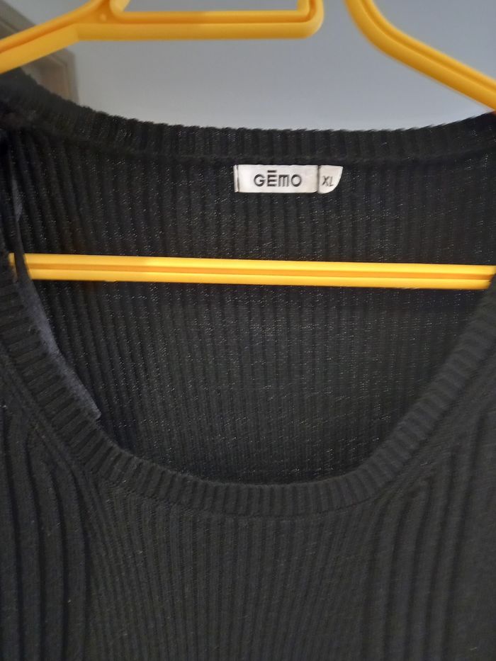 Joli pull femme noir col rond XL - photo numéro 4