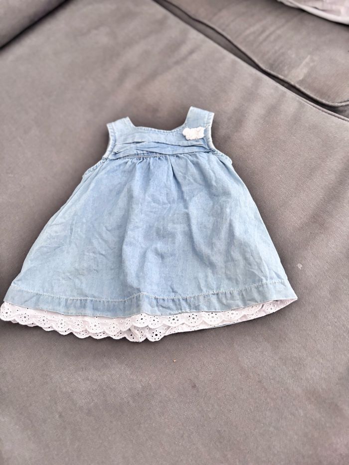 Lot robe 6 mois - photo numéro 9