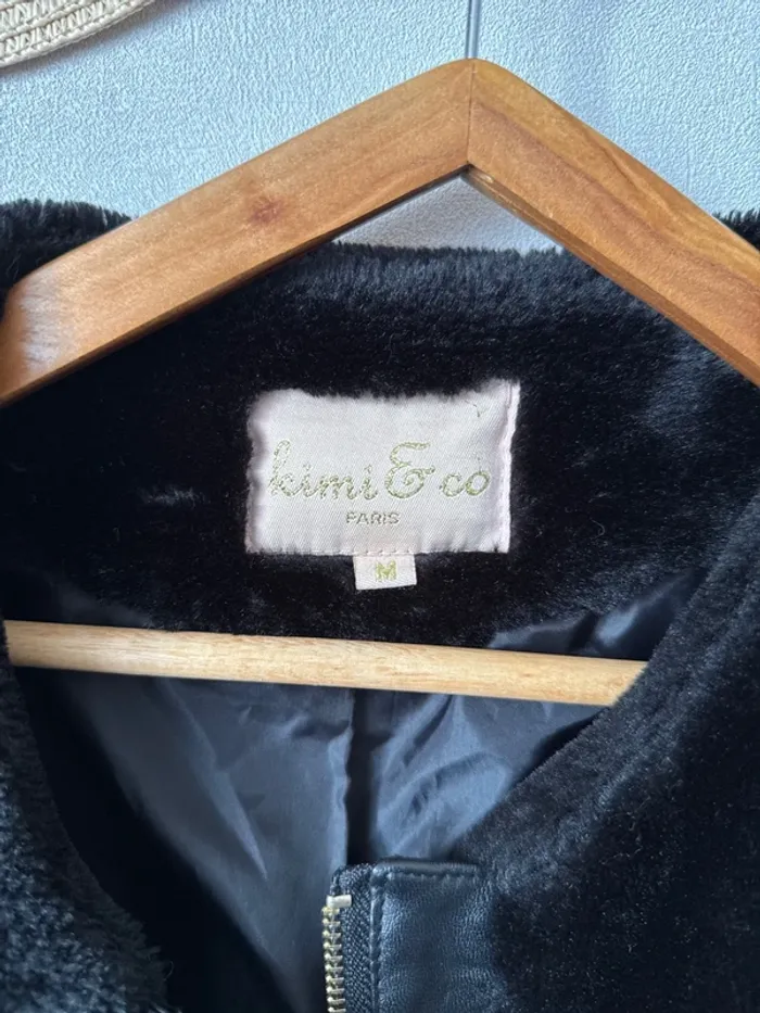Veste fausse fourrure taille M - photo numéro 2