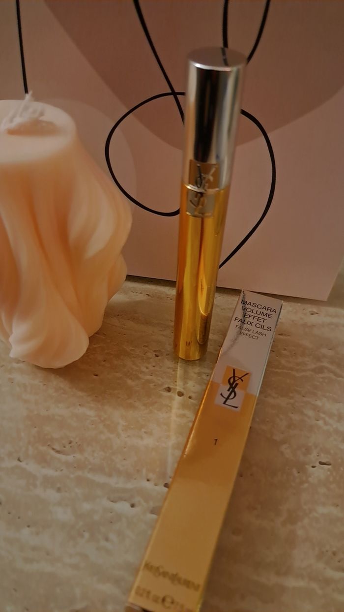 Mascara volume effet faux cils