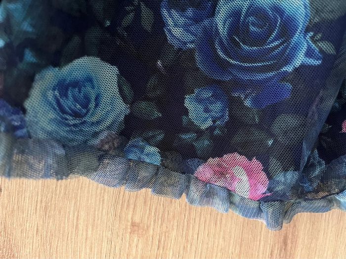 Jupe fille taille 6 ans marque h&m fleurie - photo numéro 4