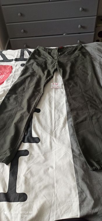 Pantalon t. 38 Jennyfer