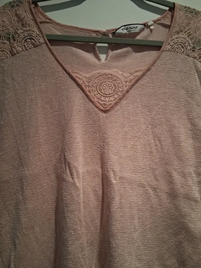 T-shirt rose - photo numéro 2