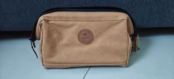 Trousse de toilette Cabaïa peau de pêche camel