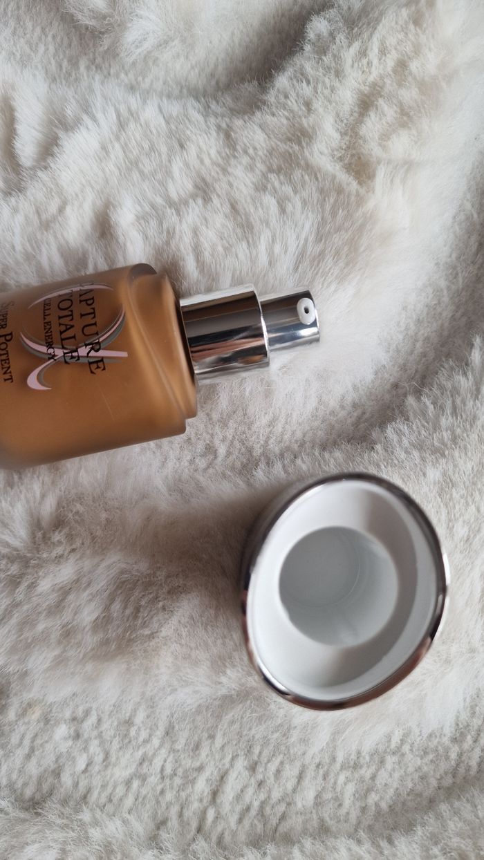 Fond de teint capture totale 5N neutral - photo numéro 4