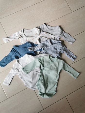 Lot 6 Bodies manches longues naissance