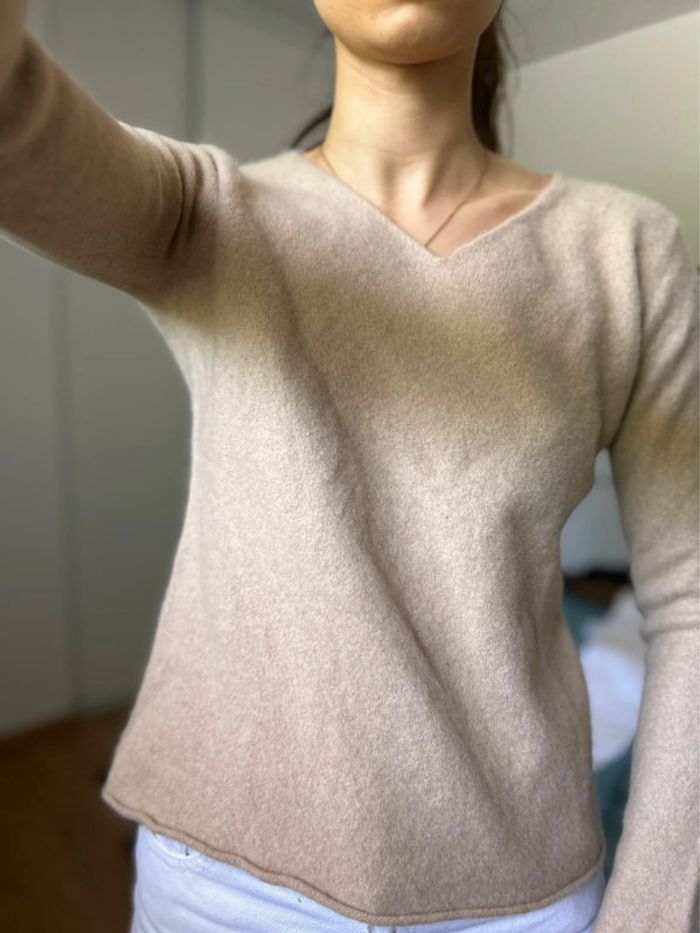Pull cardigan col V style cachemire Mango - photo numéro 3