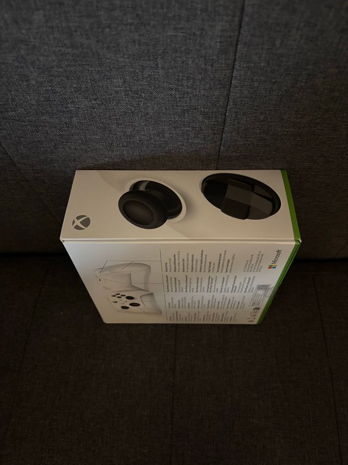 Manette Xbox one et Séries S/X blanche - photo numéro 8