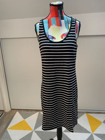 Robe décontractée LH Taille 40