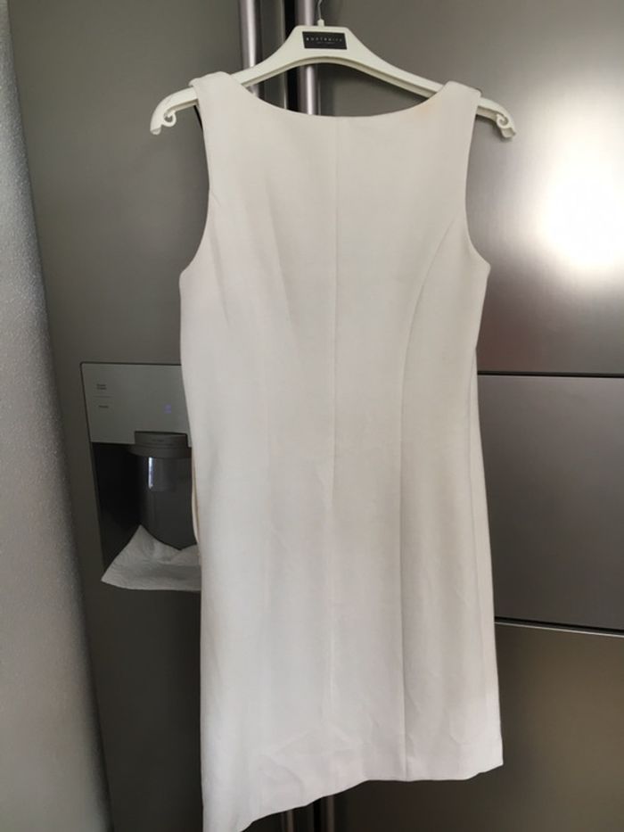 Très jolie robe - photo numéro 2
