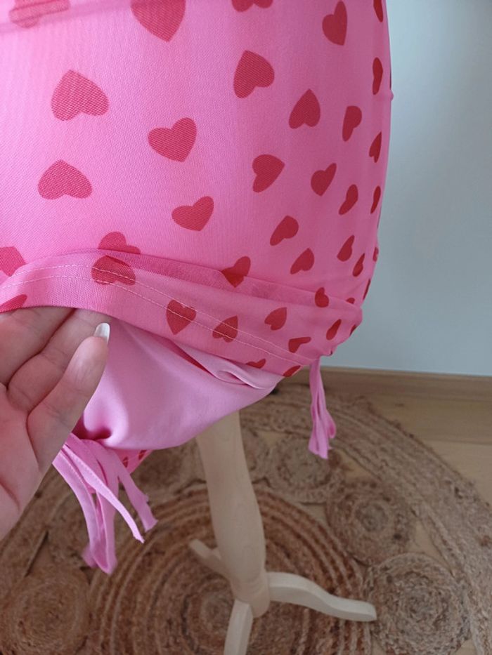 Robe courte rose avec cœurs SBetro taille XS 34 - photo numéro 6