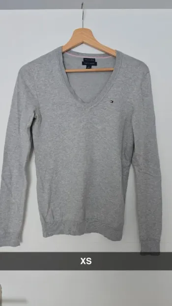 Pull gris Tommy Hilfiger