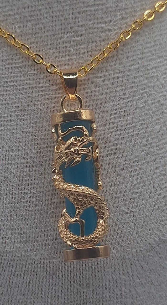 Collier dragon fluorescent - photo numéro 2