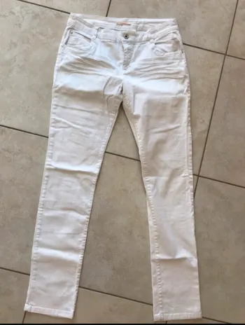 Pantalon blanc camaïeu taille 42