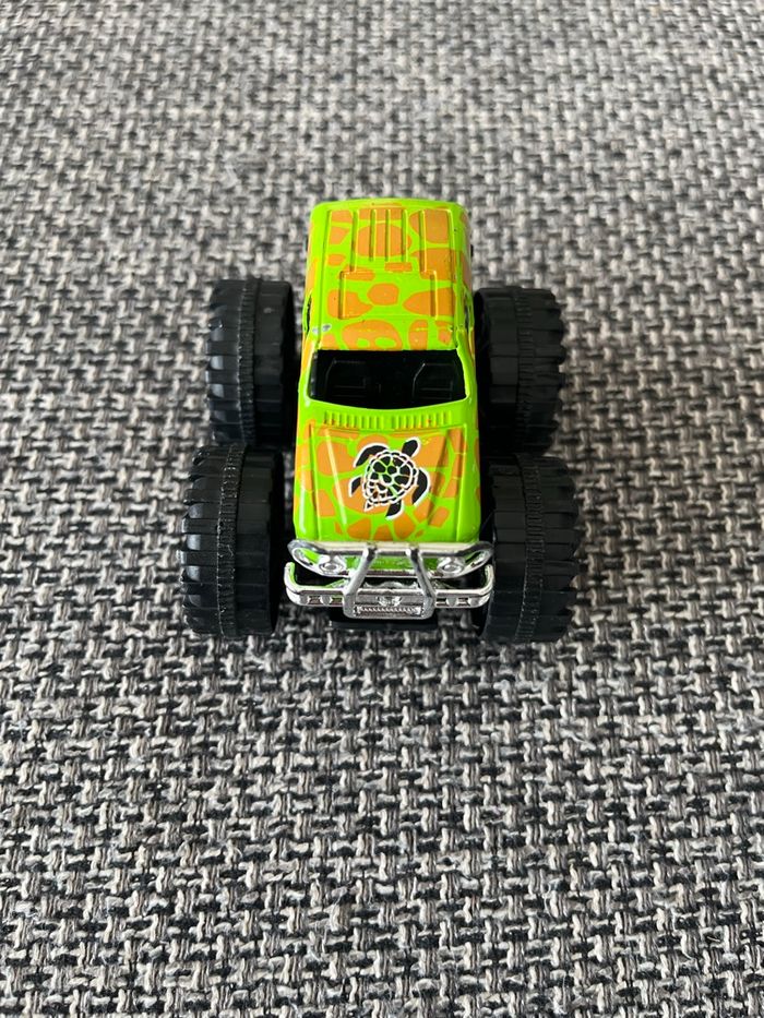 Monster truck tortue