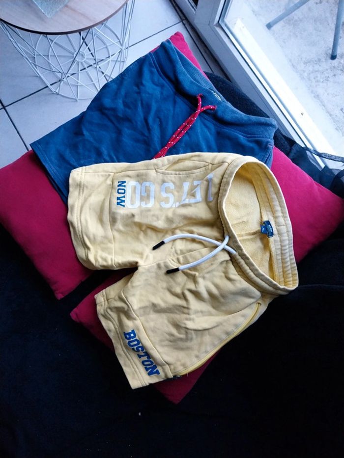 Lot de 2 shorts 8 ans