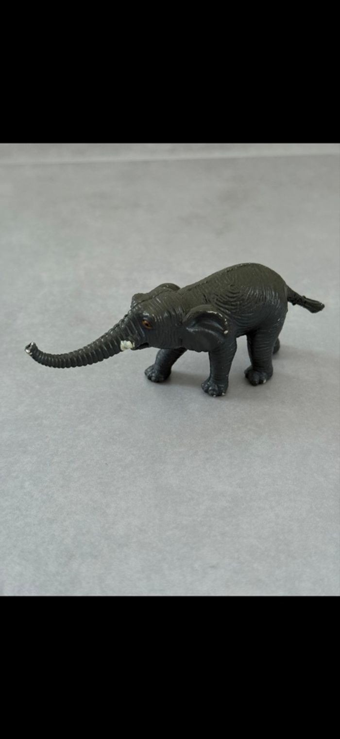 Figurine éléphant