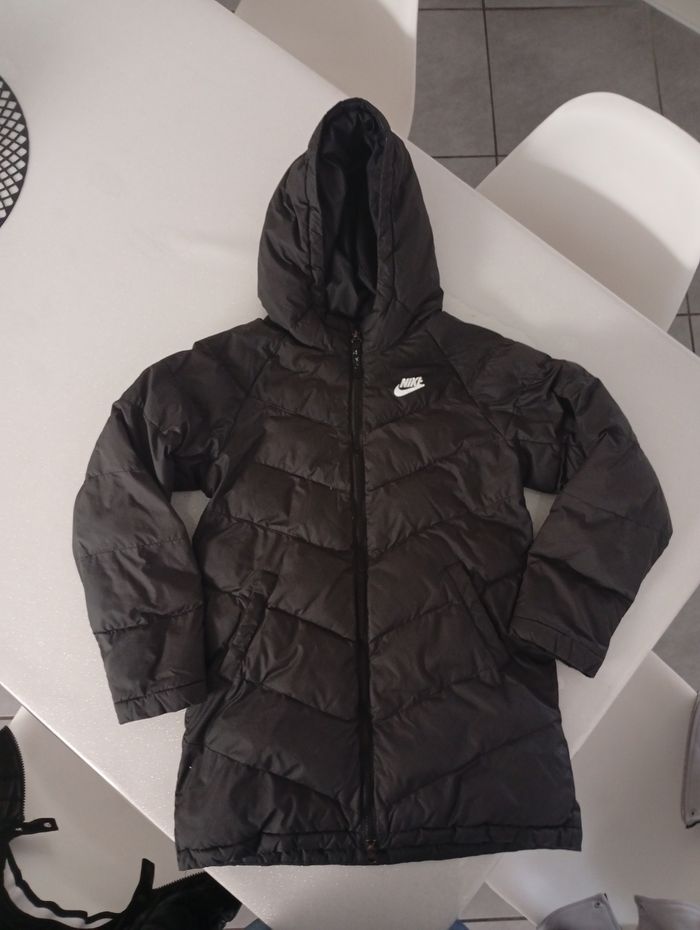 Doudoune mi-longue Nike 10/12 ans