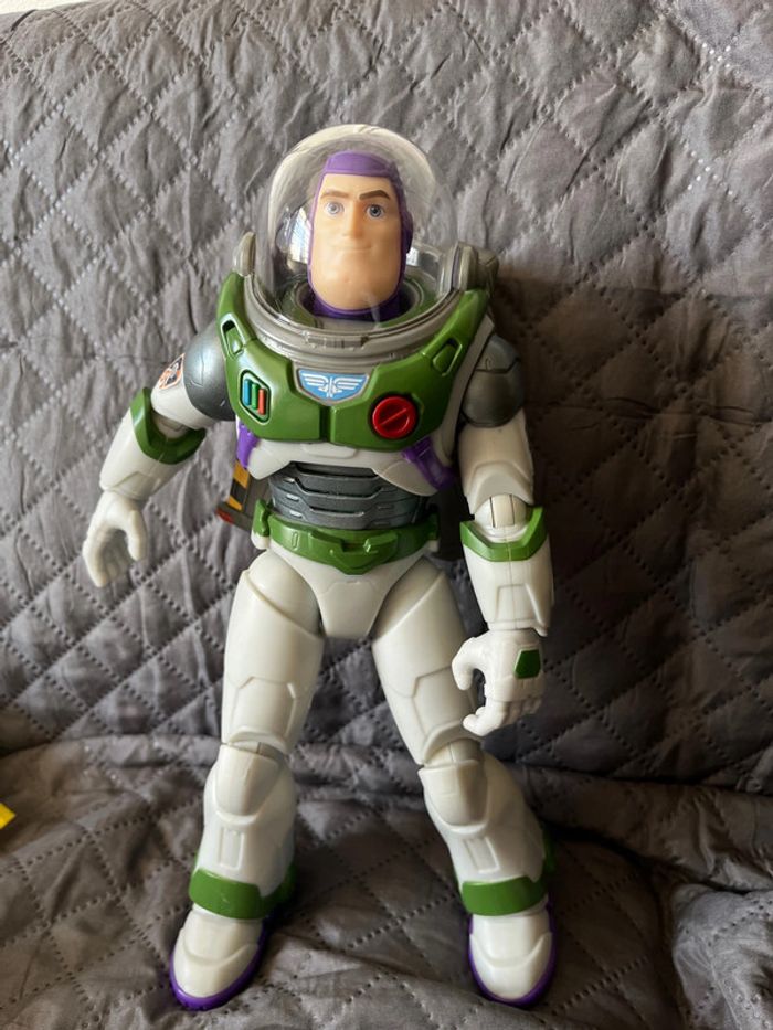 Buzz l’éclair Lightyear Large Scal HJJ34