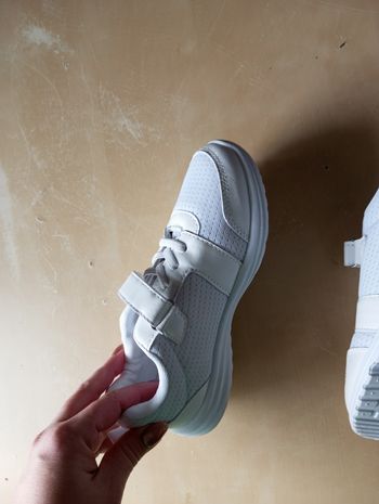 Baskets blanches neuves, pointure 32, marque Tex
