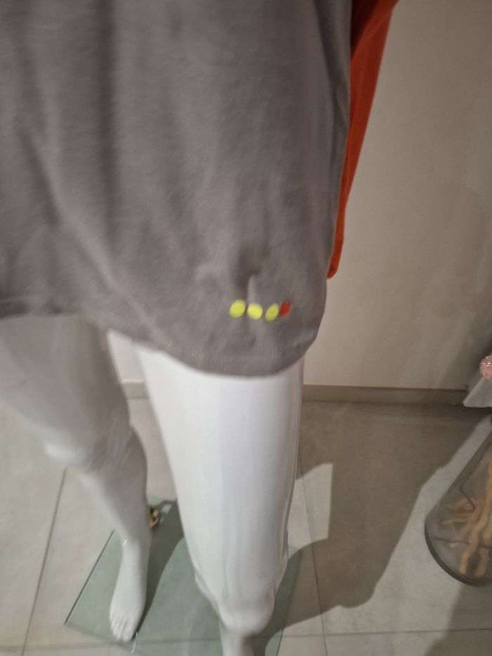 Sweat shirt décathlon. Taille qs/m - photo numéro 4