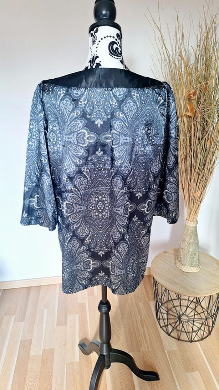 🦚 Magnifique blouse femme à motifs taille 40/42  🦚 - photo numéro 4