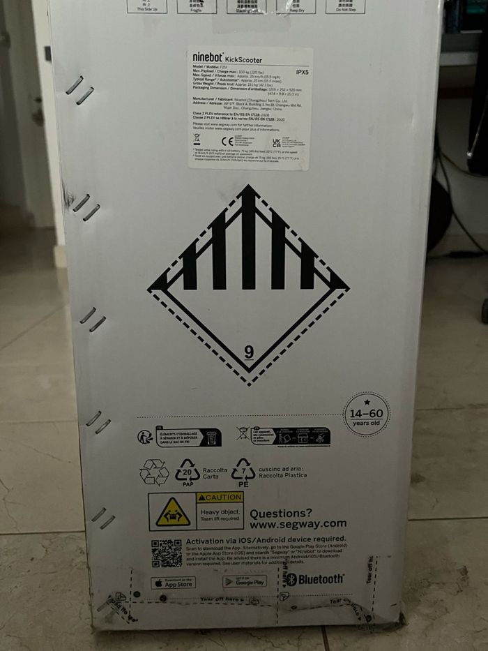 Trottinette électrique Ninebot KickScooter F25I neuve et scellée, moteur 300 W - photo numéro 4