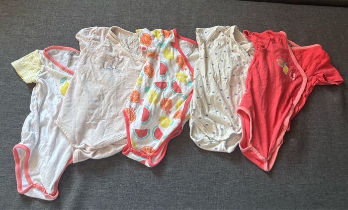 Lot 30n vêtement bébé fille été 6 mois - photo numéro 7