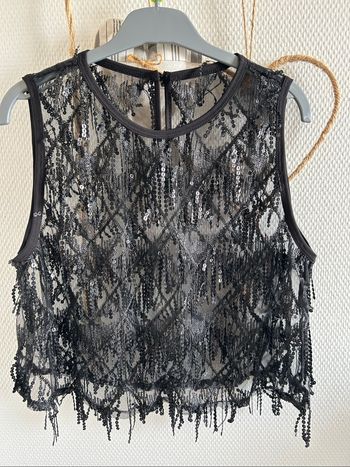 Top sequins