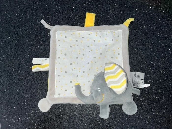 Doudou éléphant Barnabé Novatex