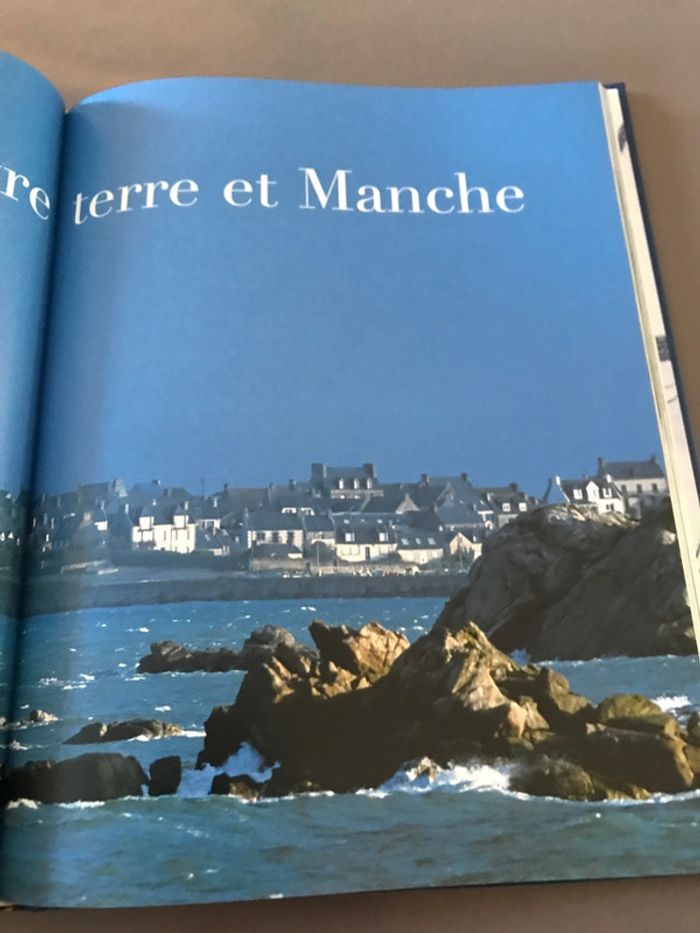 Livre La Bretagne - photo numéro 4