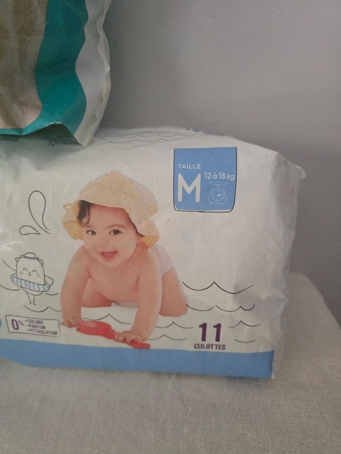 Lot couches/culottes de bain piscine. - photo numéro 2