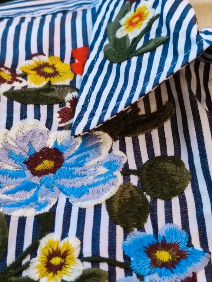 💋 chemise à rayures fleurs brodées 🌺 vintage - photo numéro 9