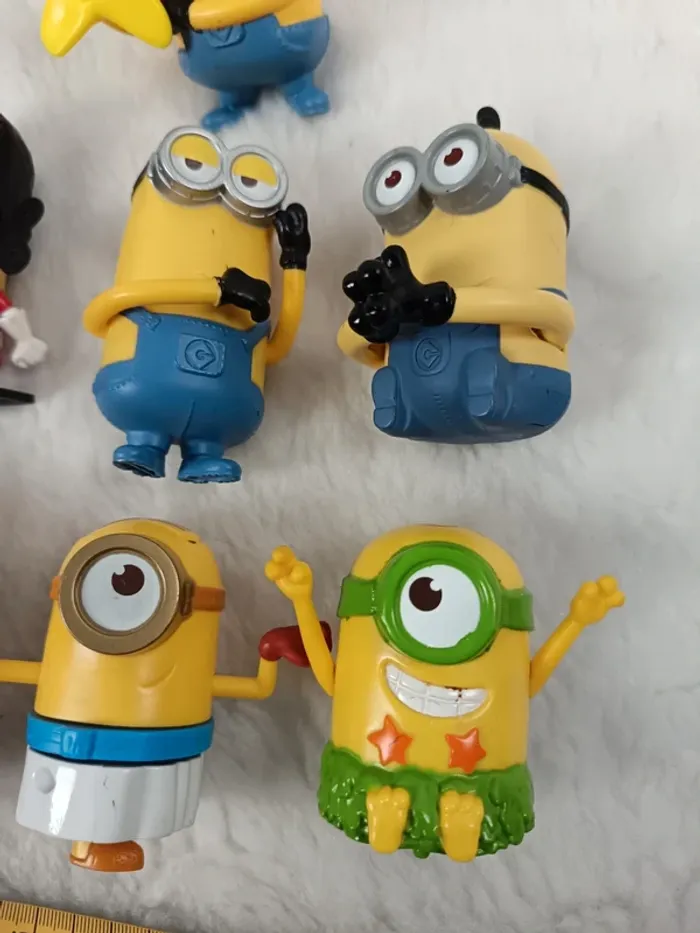 Lot jouets Minions - photo numéro 3