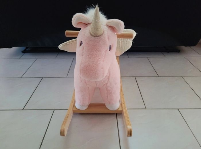 Licorne à bascule - photo numéro 5