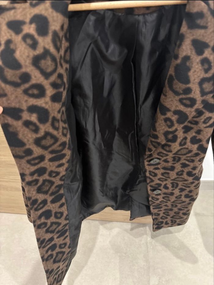 Manteau mi-long léopard - photo numéro 3