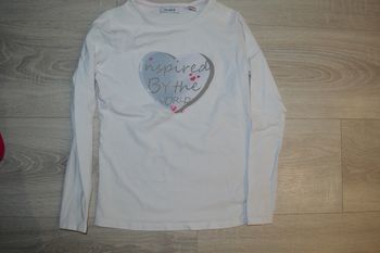 Tee shirt manches longues Okaidi 8 ans coeurs