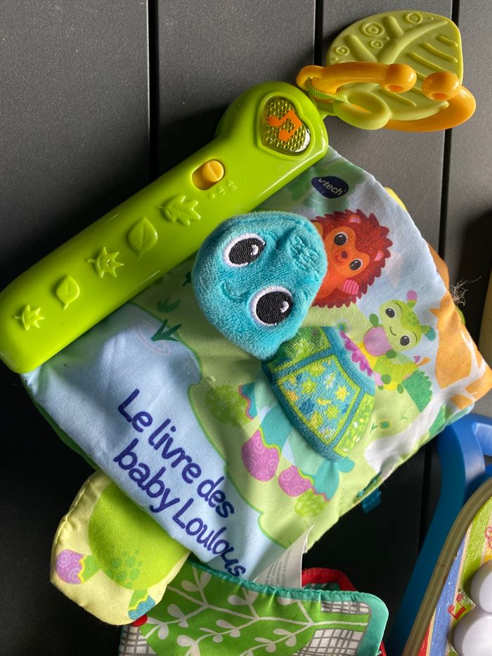 Lot de jouets bebe - photo numéro 2