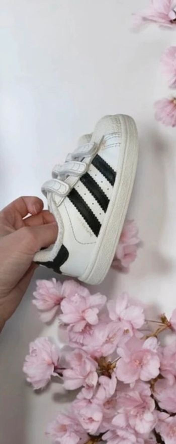 🎀 Chaussures Adidas Superstar enfant pointure 22🎀