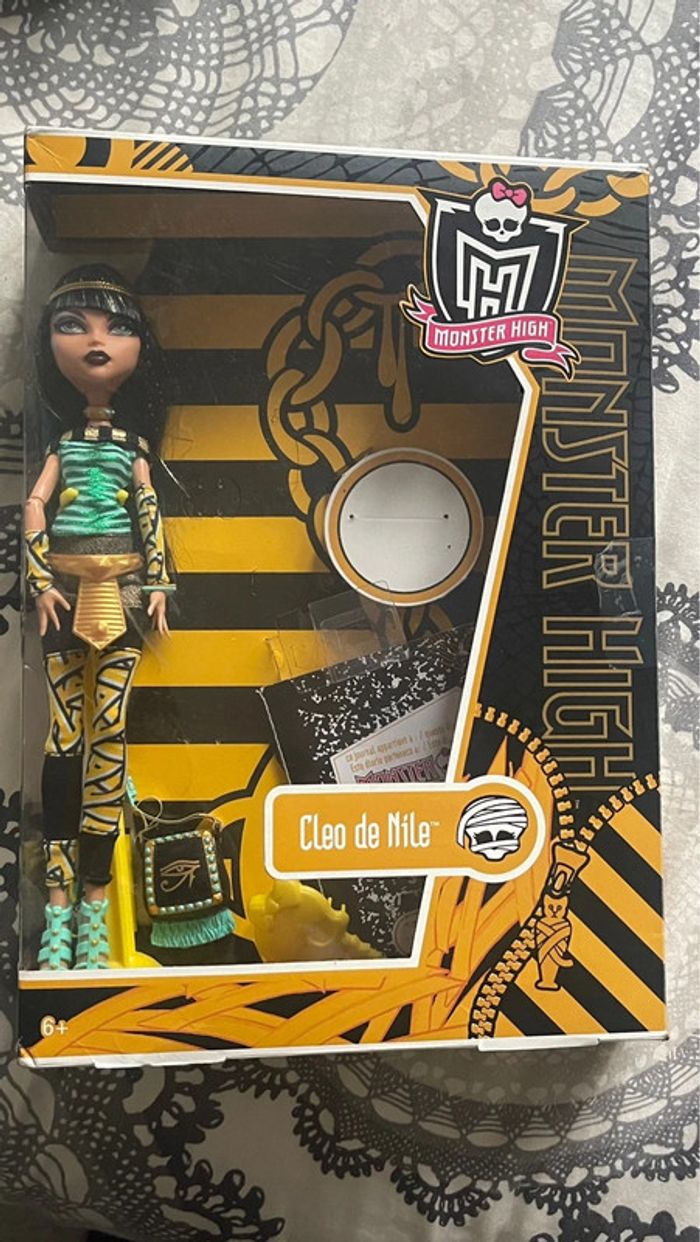 Poupée Monster High rare Cléo de Nile série School’s Out 2011 - photo numéro 4