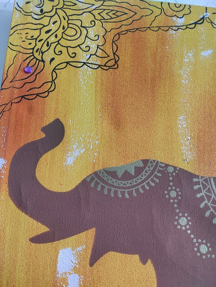 Tableau éléphant 40x40 cm – décoration murale bohème orange et doré - photo numéro 3