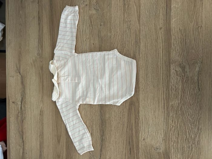 Lot 4 bodies bébé fille taille 3 mois Petit Bateau, Tape à l’œil, Kiabi - photo numéro 8