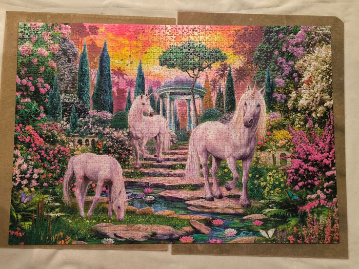 Puzzle Le jardin des licornes Clementoni 2000 pièces - photo numéro 4