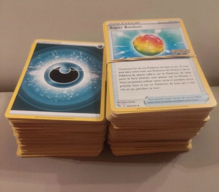 Lot 289 cartes Pokémon