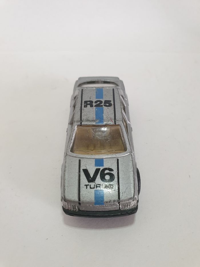 Mc Toy Renault 25 V6 Turbo 1/64 Made in Macau - photo numéro 3