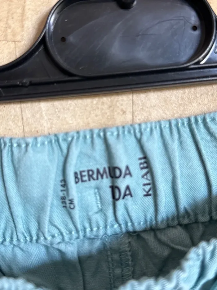 Bermuda léger garçon comme neuf - photo numéro 2