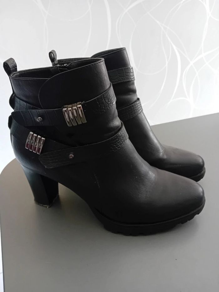 Bottine à talon noire T41